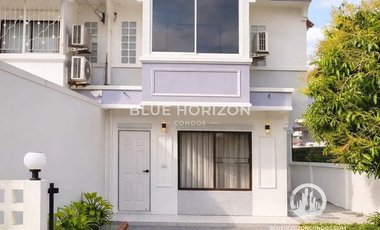 Reihenhaus zum Kauf mit 3 Zimmer in Bang Lamung, Chonburi