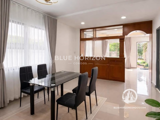 Casa adosada en venta de 3 habitaciones en Bang Lamung, Chonburi