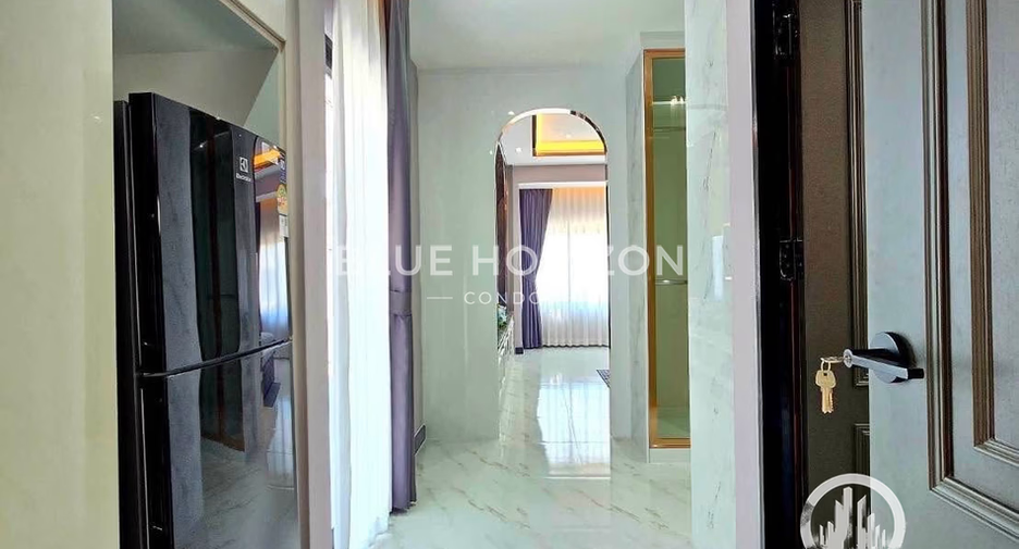 Casa en venta de 4 habitaciones en Bang Lamung, Chonburi