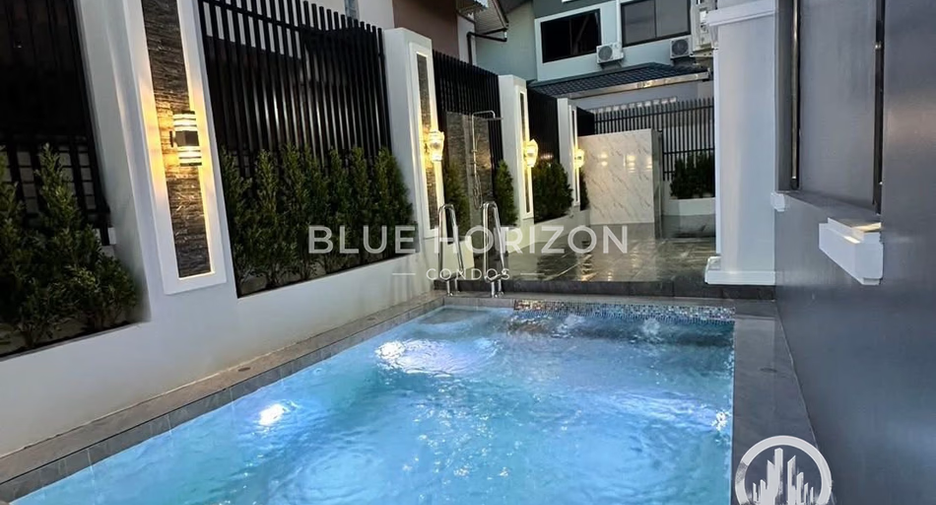 Casa en venta de 4 habitaciones en Bang Lamung, Chonburi