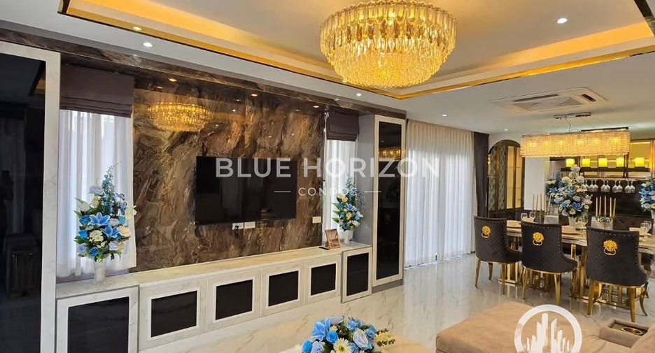 Casa en venta de 4 habitaciones en Bang Lamung, Chonburi