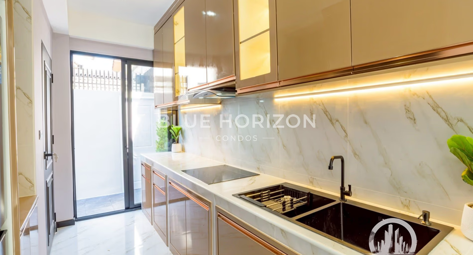 Casa en venta de 4 habitaciones en Bang Lamung, Chonburi