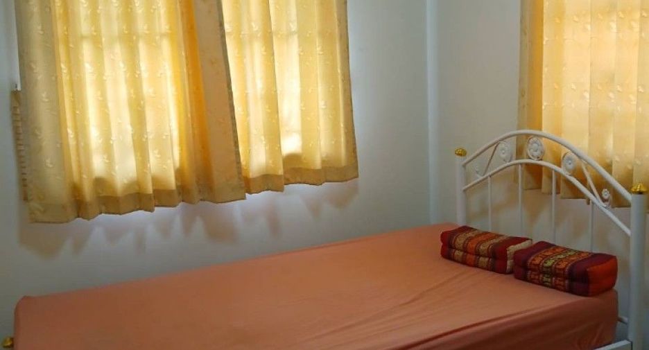 For sale 3 bedrooms townhouse in Khlong Luang, Pathum Thani