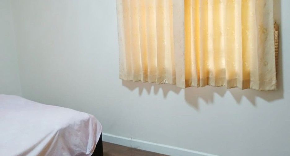 For sale 3 bedrooms townhouse in Khlong Luang, Pathum Thani