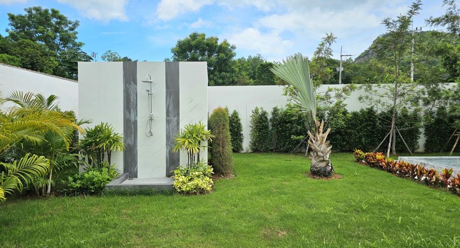 Haus zum Kauf mit 4 Zimmer in Hua Hin, Prachuap Khiri Khan