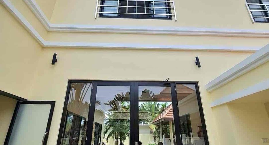 À vendre 3 chambres villa à Sattahip, Chonburi