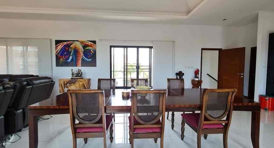 À vendre 3 chambres villa à Sattahip, Chonburi