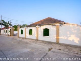 À louer et à vendre 4 chambres maison à Hua Hin, Prachuap Khiri Khan