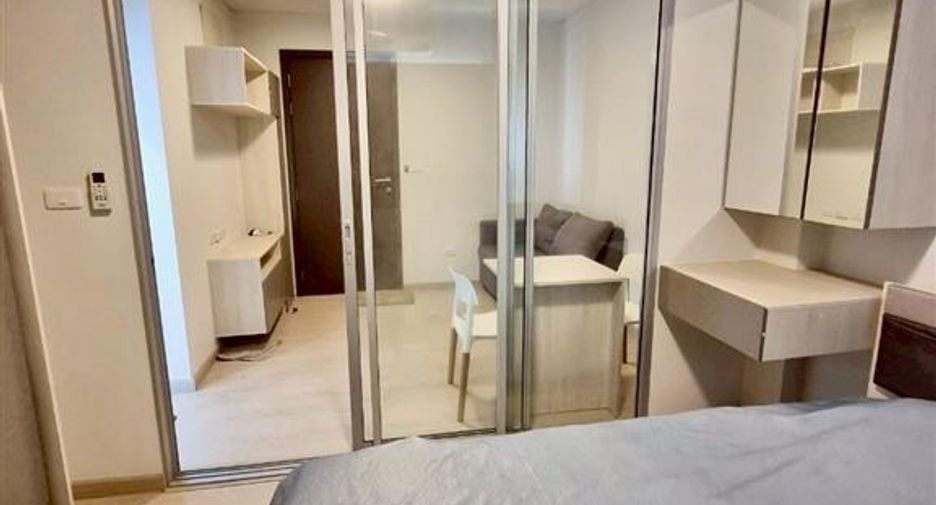 For sale 1 bed condo in Khan Na Yao, Bangkok