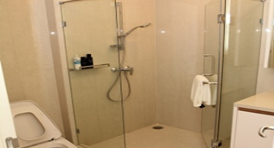 For rent 2 ベッドルーム condo in Pathum Wan, Bangkok
