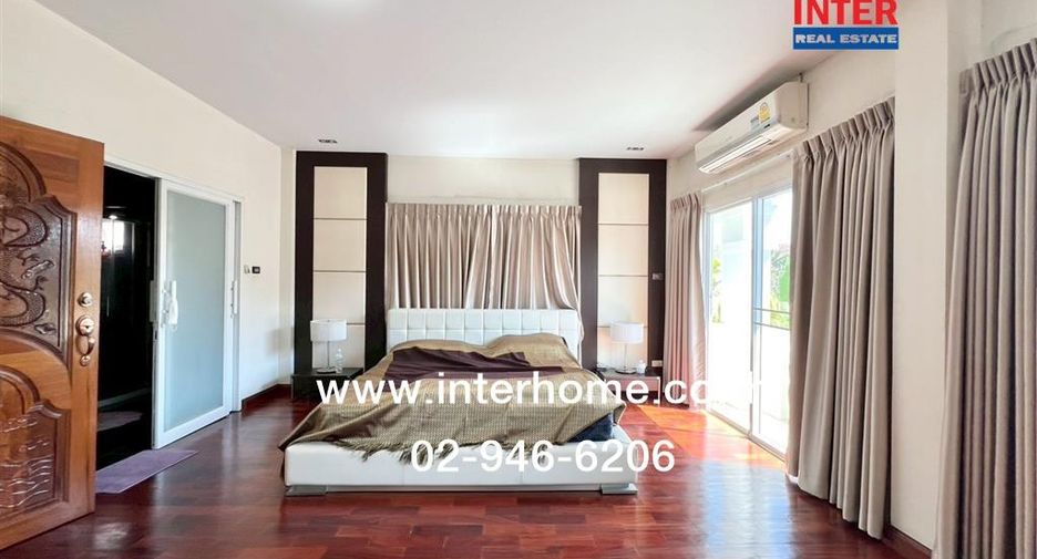For sale 4 bedrooms house in Khlong Sam Wa, Bangkok
