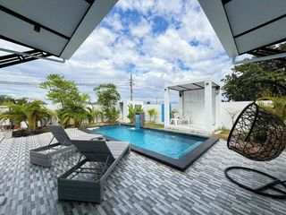 Villa zum Kauf mit 3 Zimmer in Bang Lamung, Chonburi