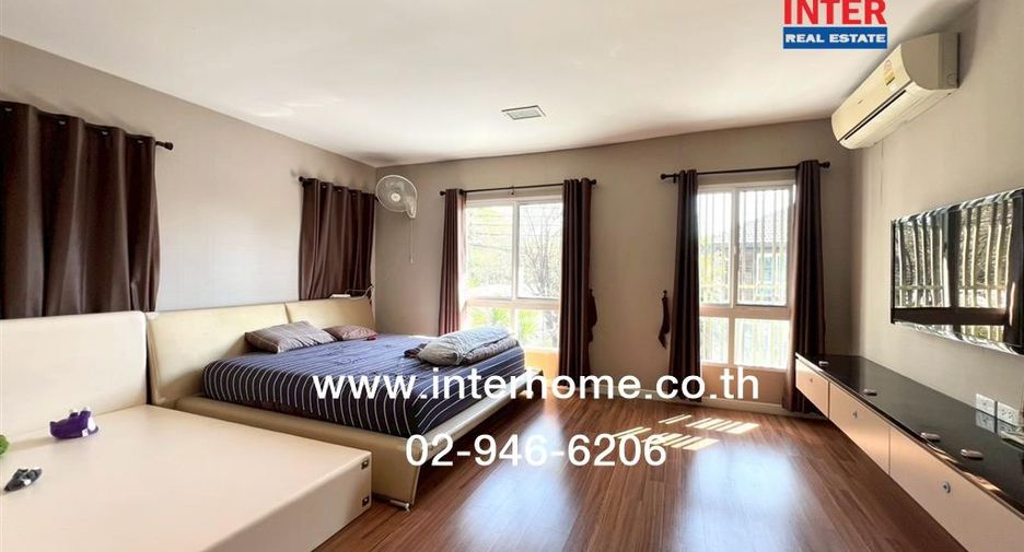 For sale 3 bedrooms house in Khlong Sam Wa, Bangkok