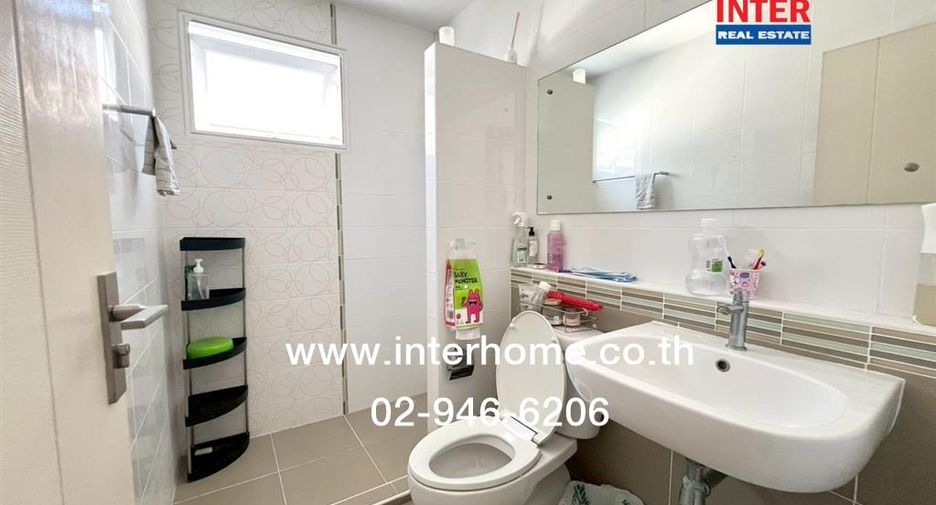 For sale 3 bedrooms house in Khlong Sam Wa, Bangkok