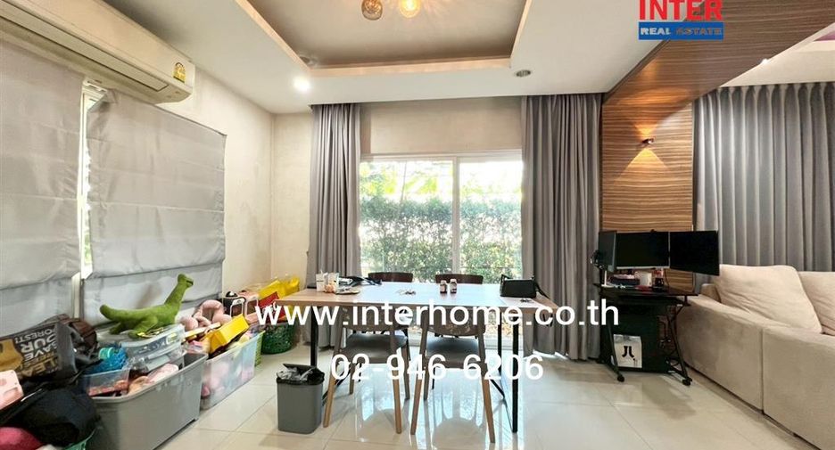 For sale 3 bedrooms house in Khlong Sam Wa, Bangkok