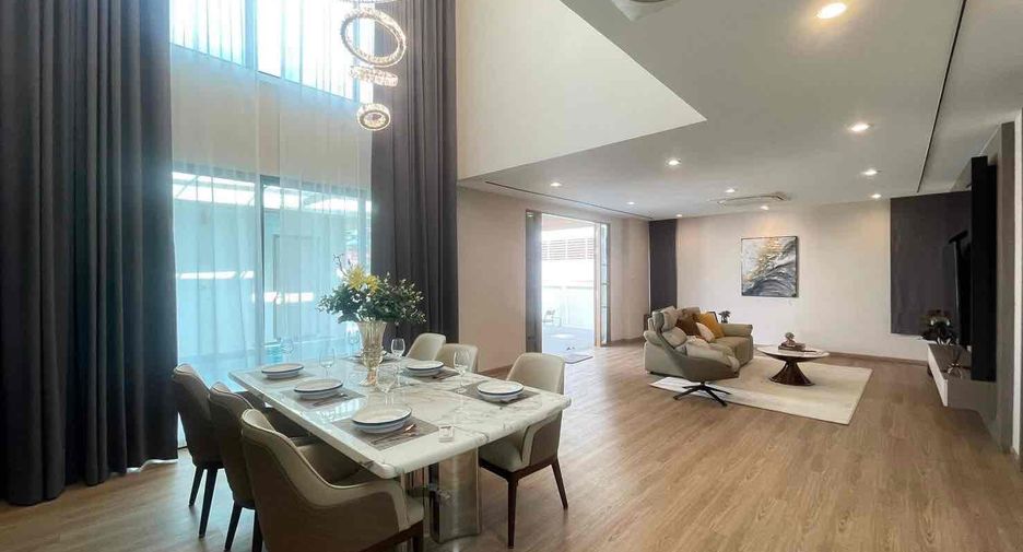 Villa en venta de 4 habitaciones en Bang Lamung, Chonburi