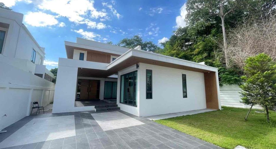 Villa en venta de 4 habitaciones en Bang Lamung, Chonburi