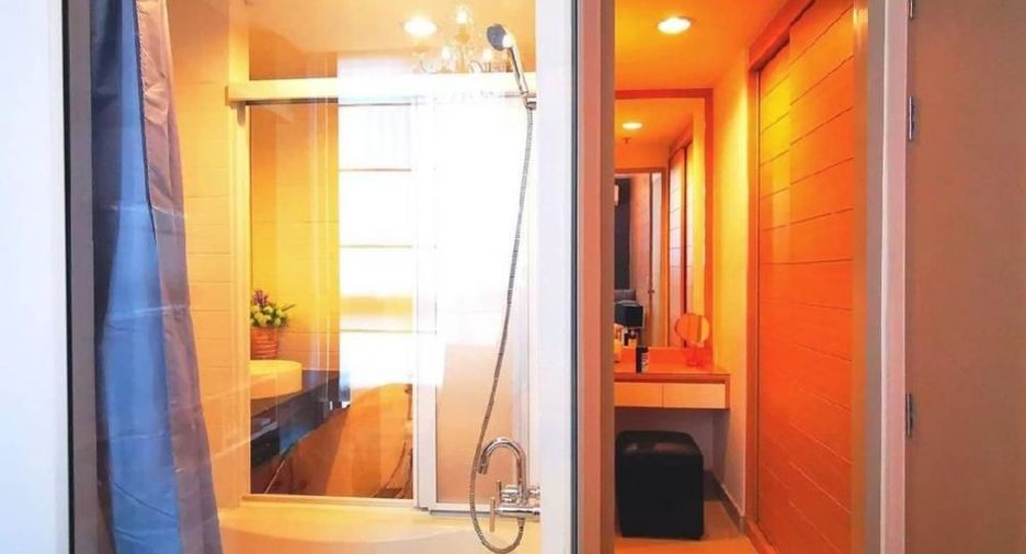 For sale 1 bed condo in Bang Na, Bangkok