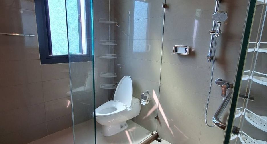 For rent and for sale 5 bedrooms condo in Yan Nawa, Bangkok