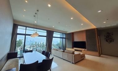 Condo en alquiler y en venta de 5 habitaciones en Yan Nawa, Bangkok