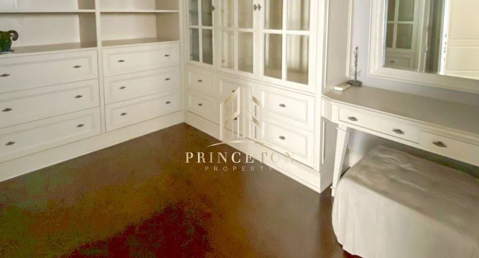For rent 4 bedrooms house in Bang Phli, Samut Prakan