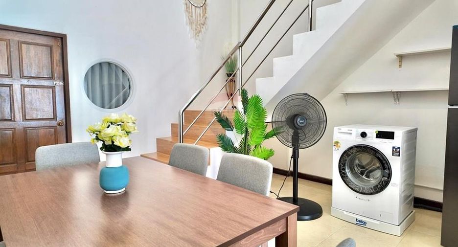 For rent 3 bedrooms townhouse in Ko Samui, Surat Thani