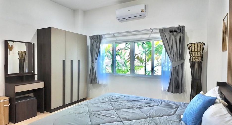 For rent 3 bedrooms townhouse in Ko Samui, Surat Thani