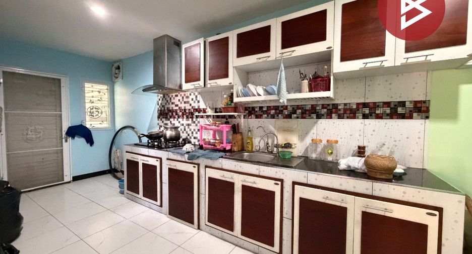 For sale 3 bedrooms house in Bang Bo, Samut Prakan