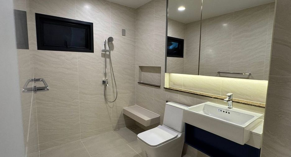 À louer 4 chambres maison à Bang Phli, Samut Prakan