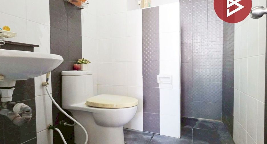 À vendre 1 chambre condo à Mueang Chon Buri, Chonburi
