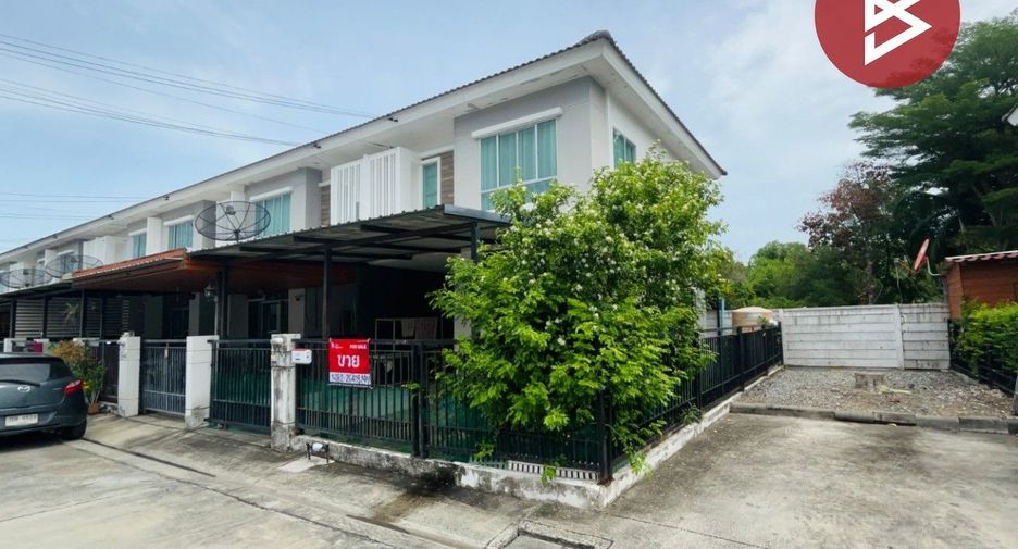 For sale 3 ベッドルーム townhouse in Bang Lamung, Chonburi