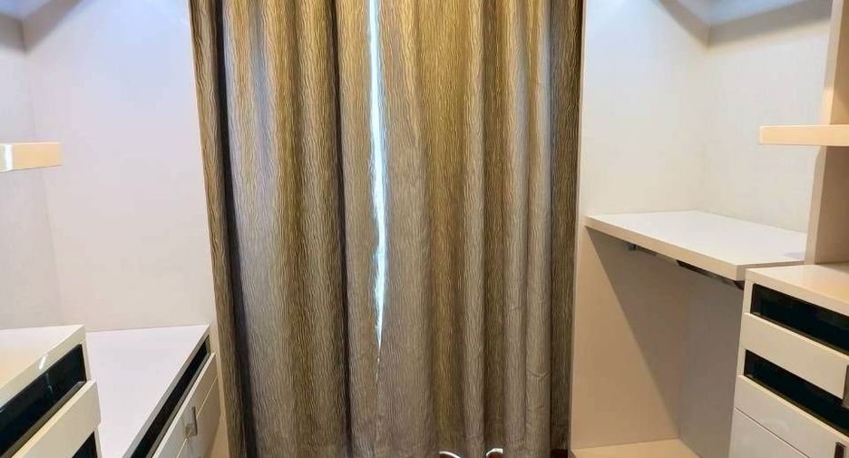 Condo en alquiler de 2 habitaciones en Sathon, Bangkok