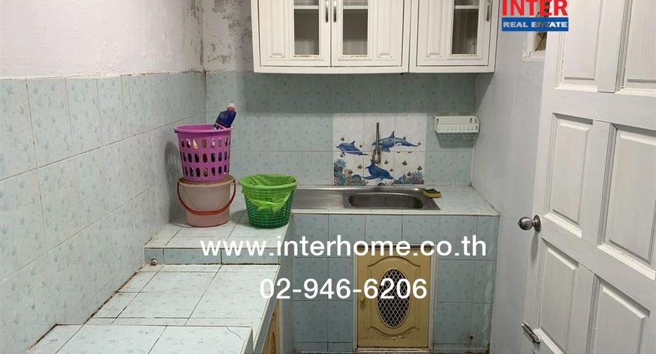 Reihenhaus zum Kauf mit 2 Zimmer in Khlong Sam Wa, Bangkok
