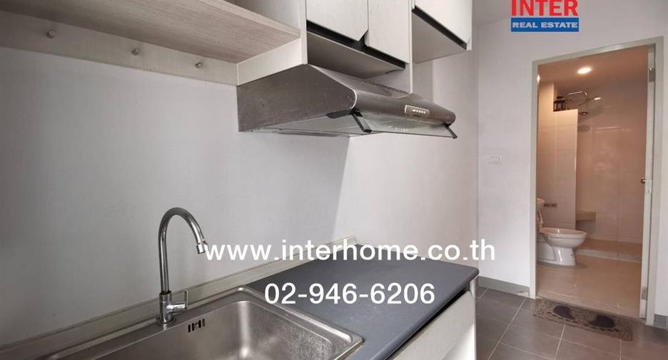 For sale 1 bed condo in Mueang Samut Prakan, Samut Prakan