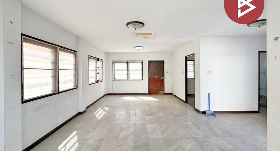 À vendre 3 chambres maison à Bang Khae, Bangkok