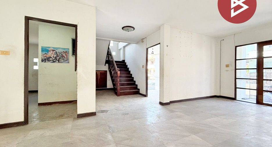 À vendre 3 chambres maison à Bang Khae, Bangkok