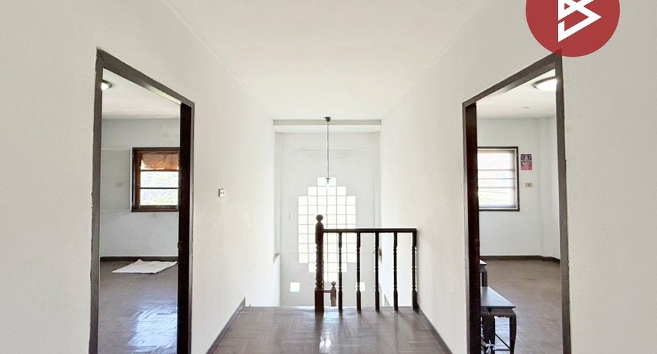 À vendre 3 chambres maison à Bang Khae, Bangkok