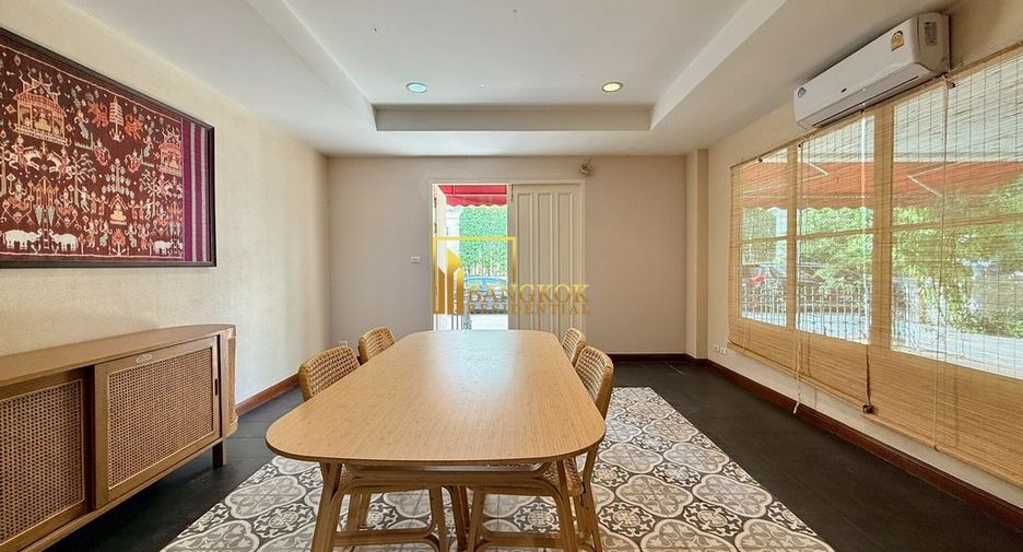 Reihenhaus zur Miete mit 4 Zimmer in Watthana, Bangkok