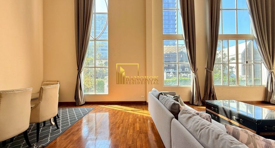 Reihenhaus zur Miete mit 4 Zimmer in Watthana, Bangkok
