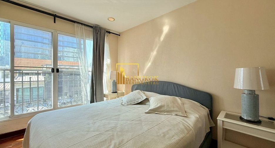 Reihenhaus zur Miete mit 4 Zimmer in Watthana, Bangkok