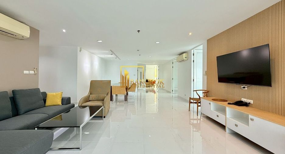 For rent 3 bedrooms condo in Watthana, Bangkok