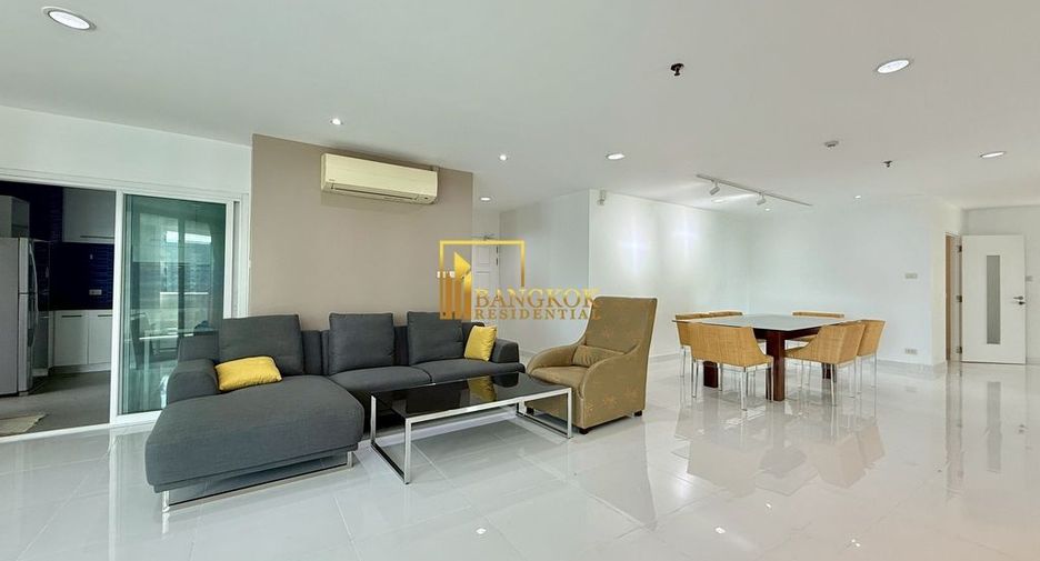 For rent 3 bedrooms condo in Watthana, Bangkok