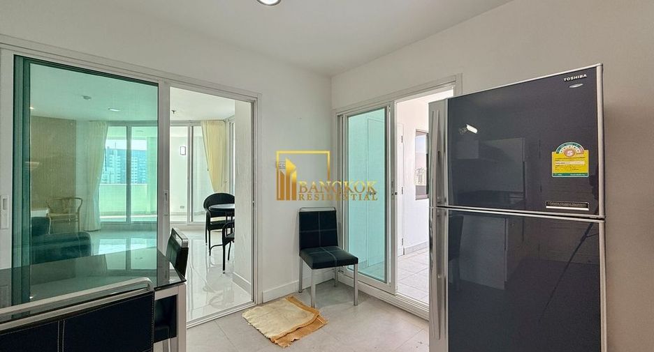 For rent 3 bedrooms condo in Watthana, Bangkok