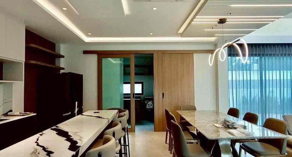 For rent and for sale 6 bedrooms villa in Sattahip, Chonburi