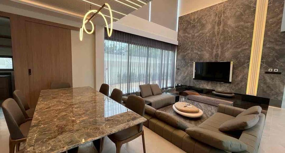 For rent and for sale 6 bedrooms villa in Sattahip, Chonburi