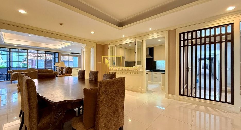Condo en alquiler de 3 habitaciones en Khlong Toei, Bangkok