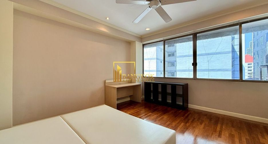 Condo en alquiler de 3 habitaciones en Khlong Toei, Bangkok