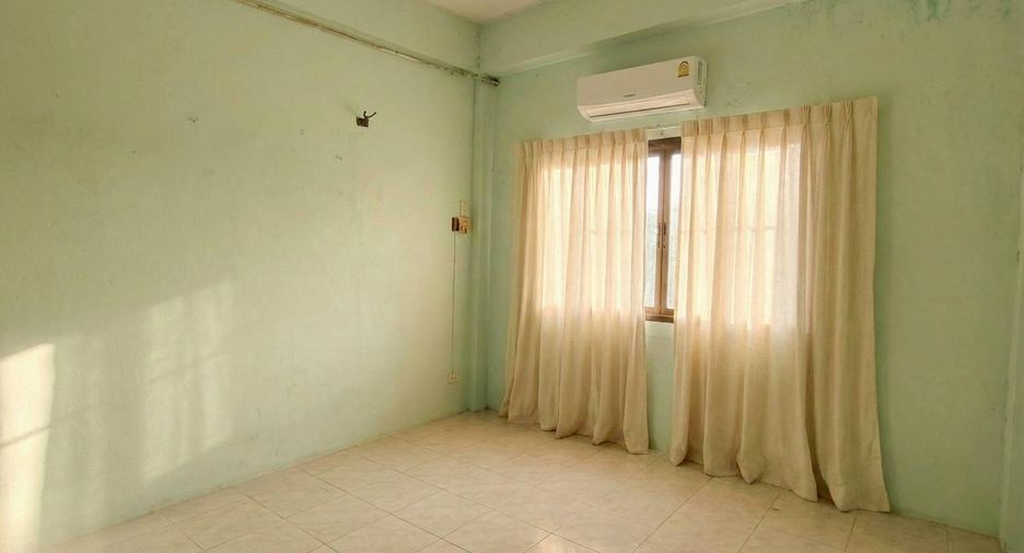 For sale 2 bedrooms townhouse in Bang Khae, Bangkok
