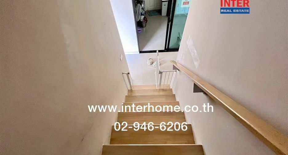 For sale 4 bedrooms house in Khlong Sam Wa, Bangkok