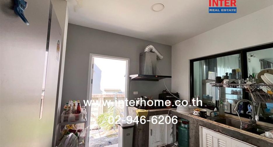 For sale 4 bedrooms house in Khlong Sam Wa, Bangkok